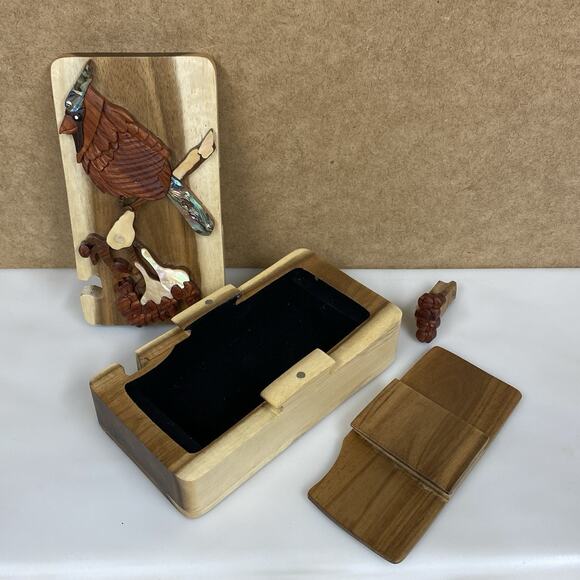 Carver Dan's Wood Puzzle Gift Box with Cardinal & Mother of Pearl Keepsake - Picture 4 of 13